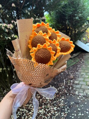 Handmade knitted Sunflower, Crochet Sunflower Bouquet, Thanksgiving gift Birthday Gift,Gift for her, mom, friends,parents, anniversary gift - image1